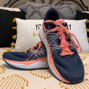 NEW BALANCE - Women's Fresh Foam Evare V1 Running Shoe, Size 9